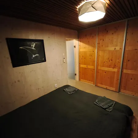 2 Izbový štýlový A útulný Appartamento Komárno